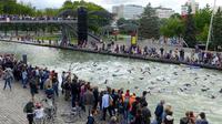 1 500 nageurs sont attendus tout au long du week-end, prêt à nager entre 1 et 5 km du canal de l'Ourcq à la Villette.