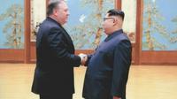 Mike Pompeo lors de sa rencontre avec Kim Jong Un à Pyongyang le 26 avril 2018 [ / AFP/Archives]