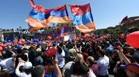 Manifestation de l'opposition à Erevan, le 1er mai 2018 [Vano SHLAMOV / AFP]