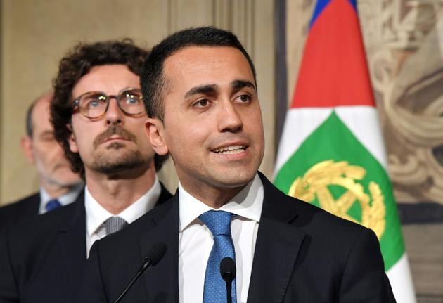 Luigi Di Maio, chef de file du M5S, lors d'une conférence de presse après avoir rencontré le président italien le 12 avril 2018 [Tiziana FABI / AFP/Archives]
