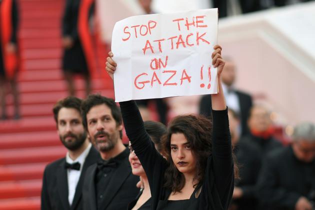 L'actrice franco-libanaise Manal Issa, à Cannes le 15 mai 2018 [LOIC VENANCE / AFP/Archives]