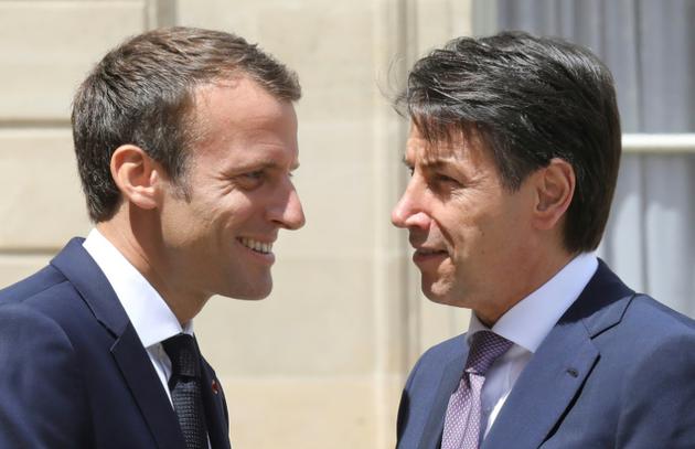 Le chef du gouvernement italien Giuseppe Conte reçu par le président français Emmanuel Macron à l'Elysée le 15 juin à Paris [LUDOVIC MARIN / AFP]