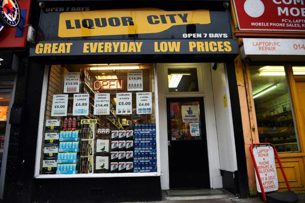 Devanture d'un magasin d'alcool à Glasgow, le 15 novembre 2017 [ANDY BUCHANAN / AFP/Archives]