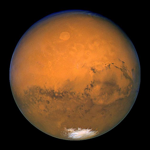 La planète Mars, photographiée par le télescope spatial Hubble et rendue publique le 27 mars 2003 par la Nasa [HO / NASA/AFP/Archives]