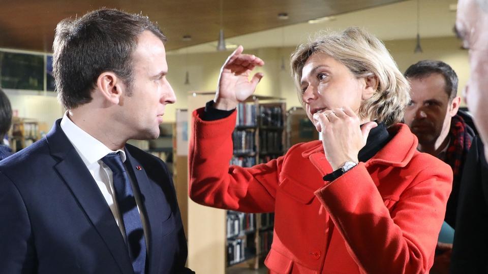 Présidentielle 2022 : Emmanuel Macron grimpe encore, Valérie Pécresse continue de chuter