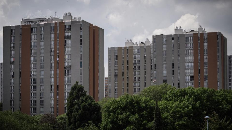 Sondage : près d'un Français sur deux estime que l'Etat doit arrêter de subventionner les banlieues