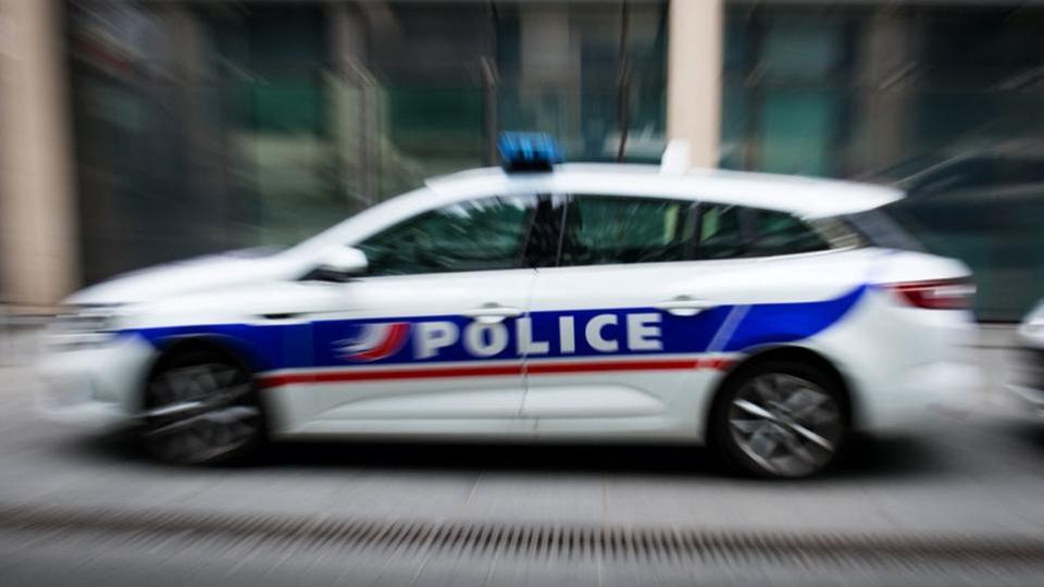 Pau : pompiers et policiers pris pour cible par une vingtaine d'individus cagoulés