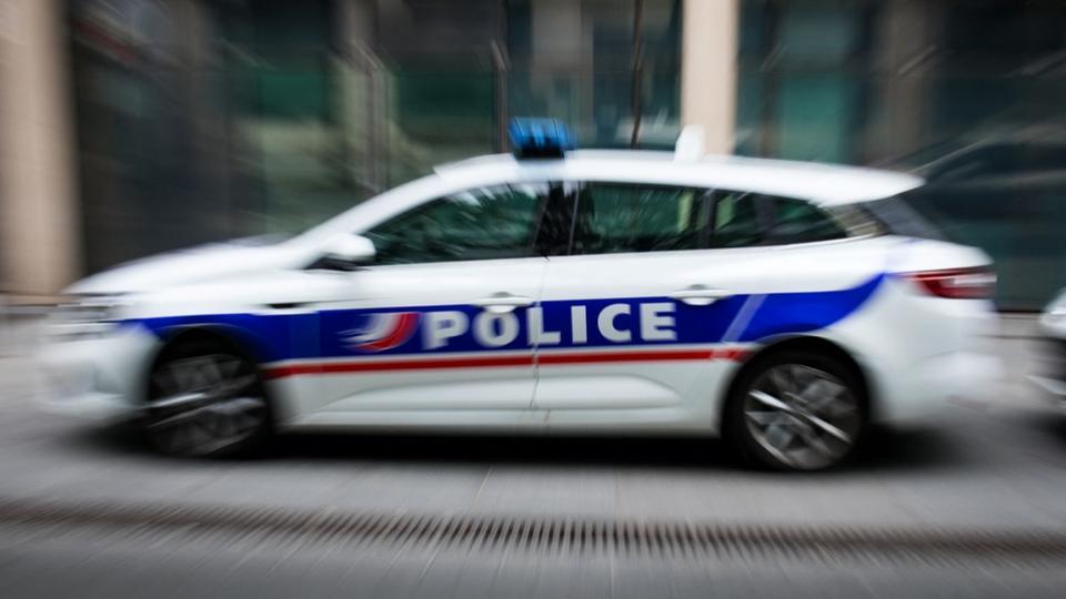 Yvelines : une jeune femme poignardée huit fois pour un téléphone portable