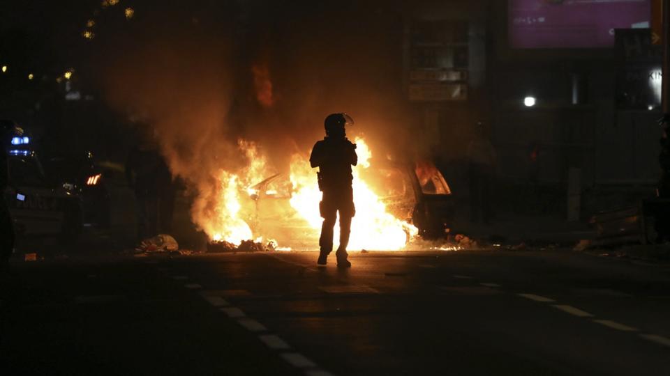 Romans-sur-Isère : violences urbaines après l'arrestation d'un ado lors d'un rodéo