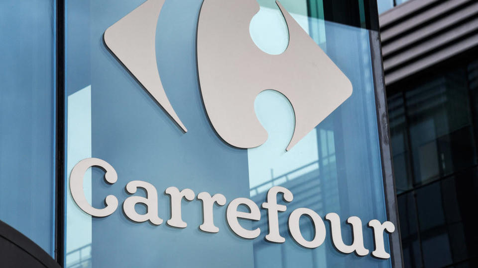 Endométriose : Carrefour va autoriser un jour de congé menstruel par mois pour les salariées concernées