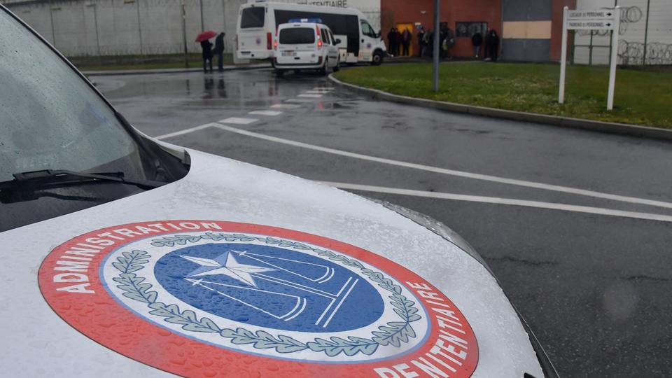 Pas-de-Calais : deux enquêtes ouvertes après la mort de deux détenus la même nuit dans un centre pénitentiaire