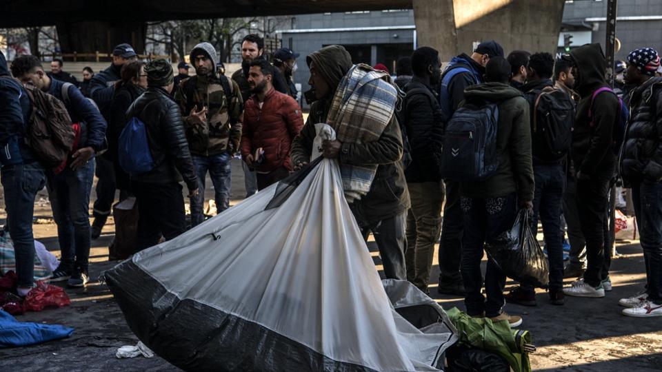 Paris : le campement de migrants du boulevard de la Villette à nouveau évacué