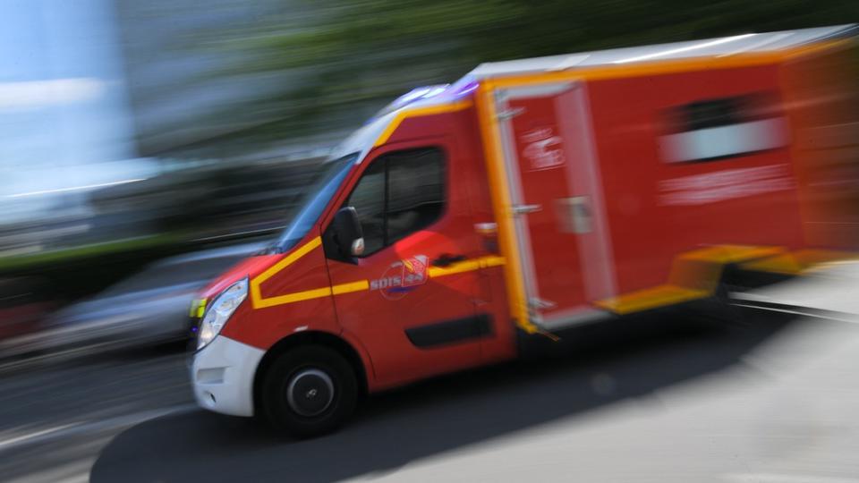 Isère : trois blessés, dont un enfant en urgence absolue, dans l'incendie d'un squat à Grenoble