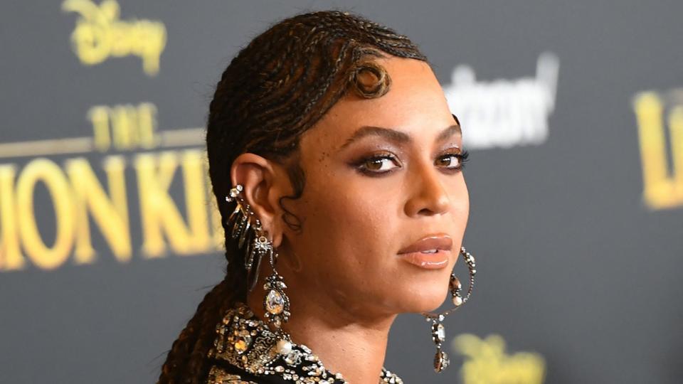 Le père de Beyoncé sort du silence après les polémiques autour du concert de Queen B à Dubaï
