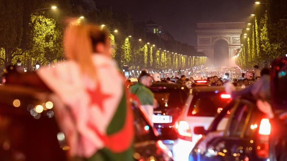 Un périmètre de sécurité mis en place autour des Champs-Élysées pour le match Tunisie-Algérie