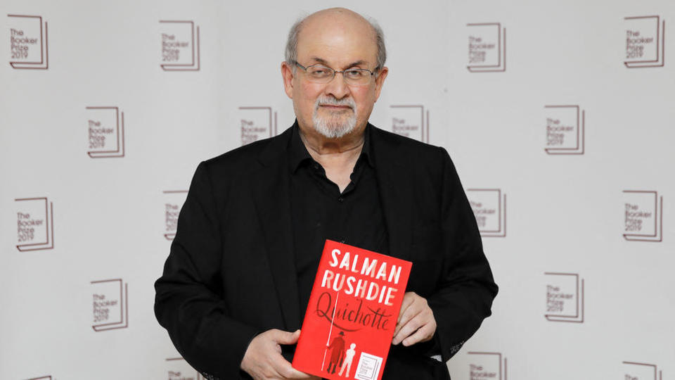 Agression de Salman Rushdie : la classe politique française condamne