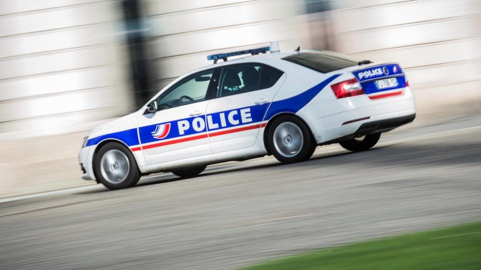 Refus d'obtempérer à Rennes : un policier traîné sur plusieurs mètres par un homme en scooter