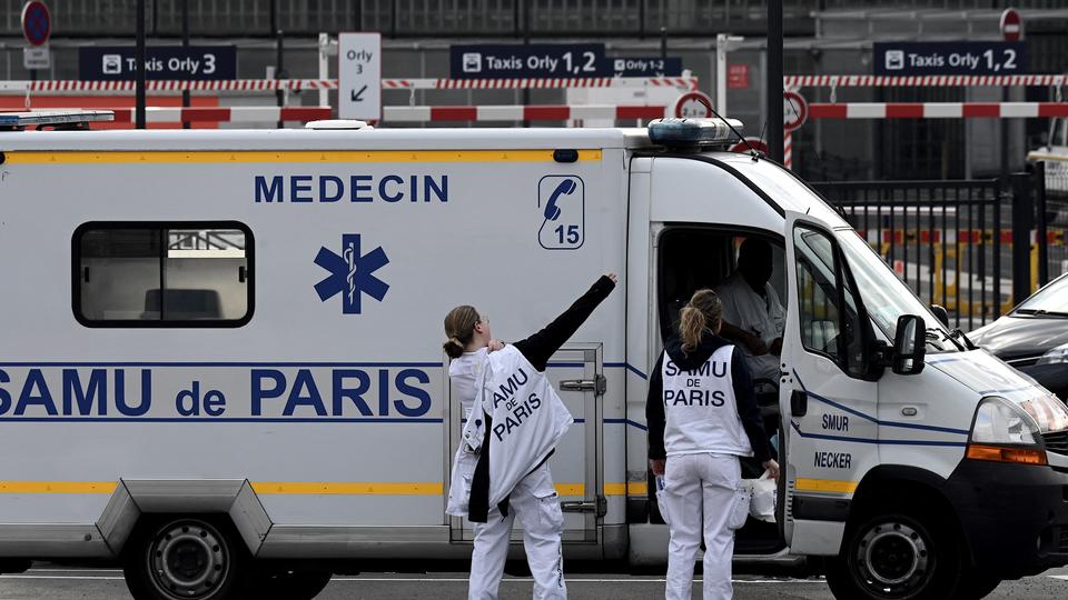 Paris : un policier provoque un accident de la route car il était en retard à une réunion