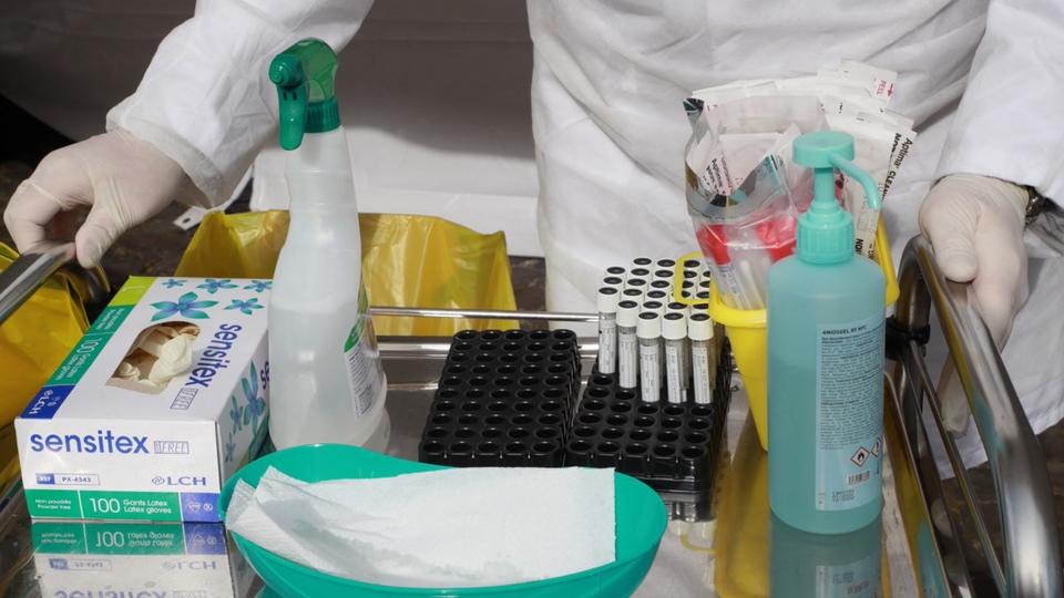 Santé: les laboratoires de biologie appellent à une «grève illimitée» à partir de ce lundi 14 novembre