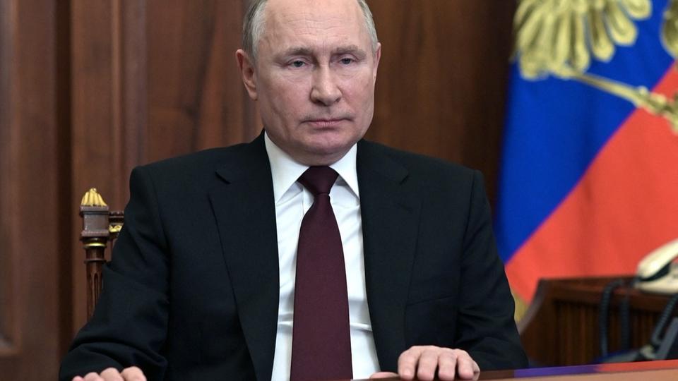 DIRECT - Crise en Ukraine : Vladimir Poutine ordonne à l'armée russe «de maintenir la paix» dans les territoires séparatistes