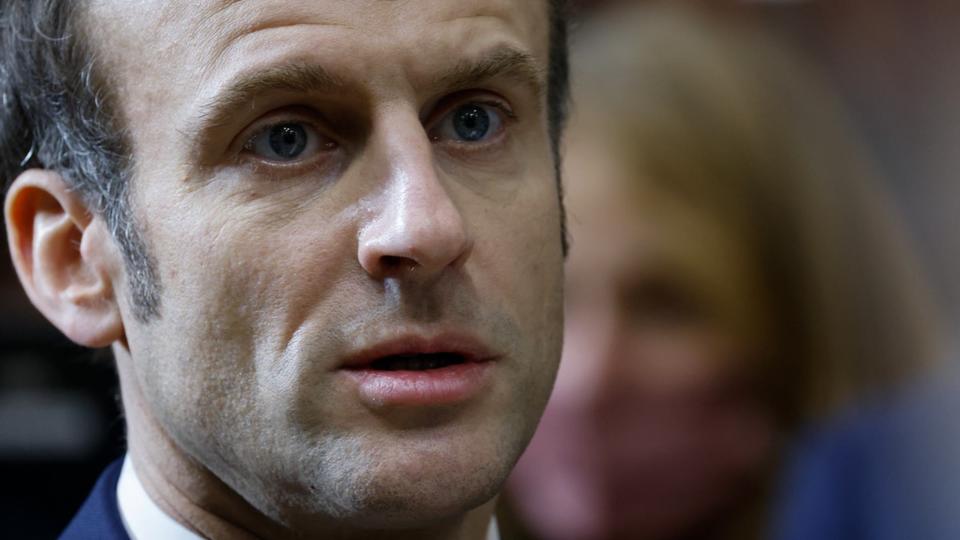 DIRECT - Guerre en Ukraine : Emmanuel Macron convoque un conseil de défense à 17h