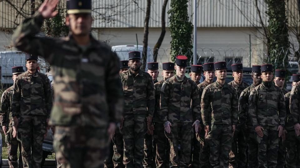 Guerre en Ukraine : le chef du renseignement militaire français limogé