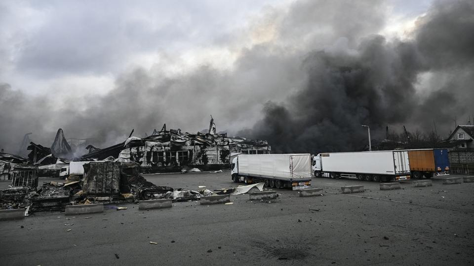 DIRECT - Guerre en Ukraine : Jean-Yves Le Drian condamne les bombardements à Kiev