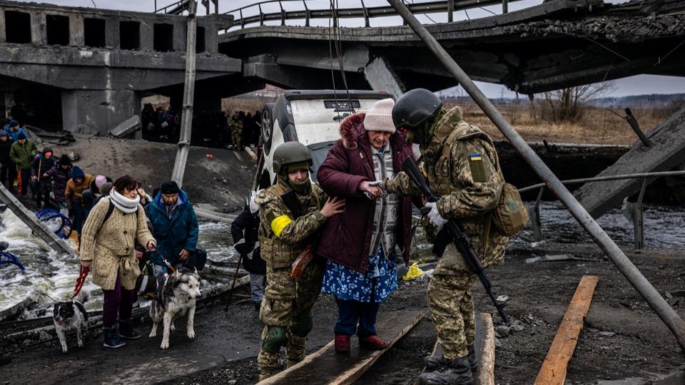 DIRECT - Guerre en Ukraine : la barre des 2 millions de réfugiés bientôt atteinte, prévient l'ONU