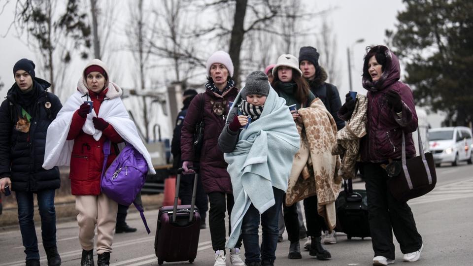 DIRECT - Guerre en Ukraine : plus de 3,3 millions de personnes ont déjà fui le pays