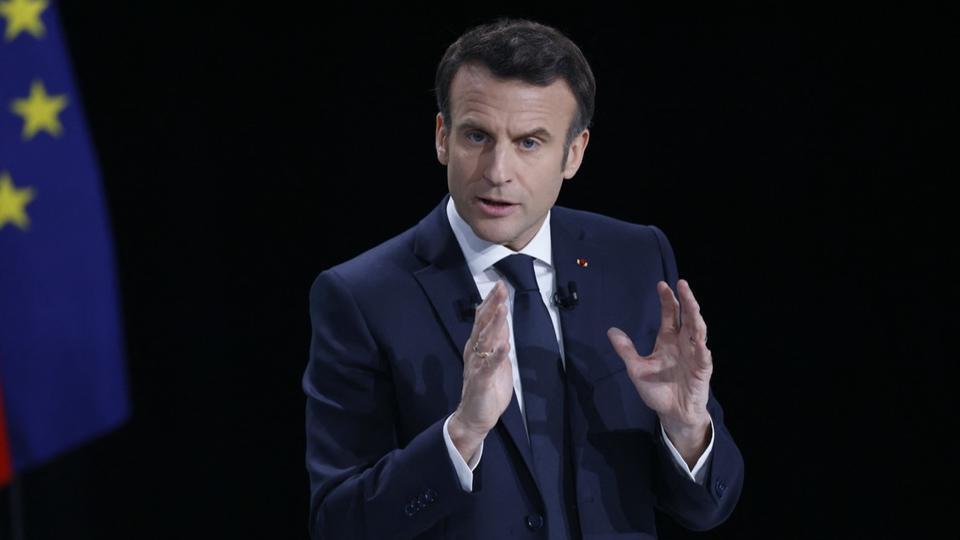 Présidentielle 2022 : Emmanuel Macron lance son QG sur Minecraft