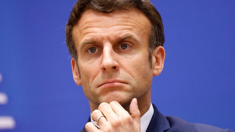 Guerre en Ukraine : Emmanuel Macron plaide pour de nouvelles sanctions contre la Russie