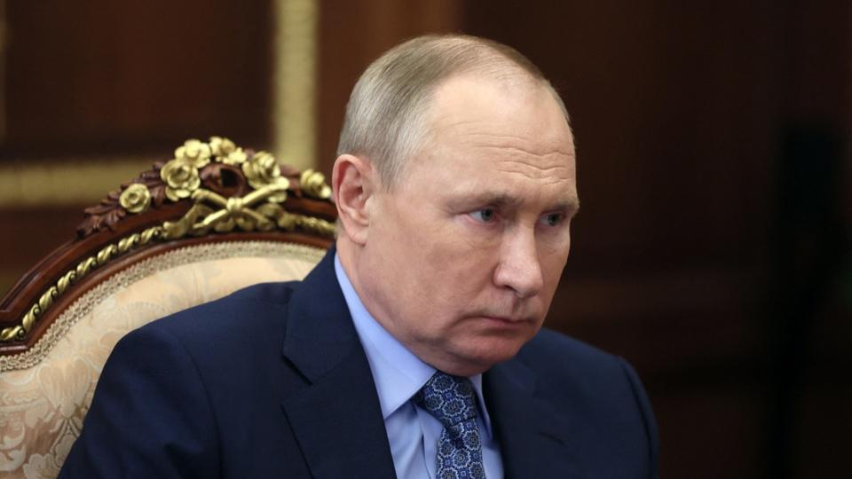 Vladimir Poutine : un mandat d'arrêt pour crime de guerre peut-il être levé contre lui ?