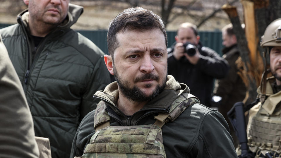 DIRECT - Guerre en Ukraine : Volodymyr Zelensky estime que Marioupol est «complètement détruite»