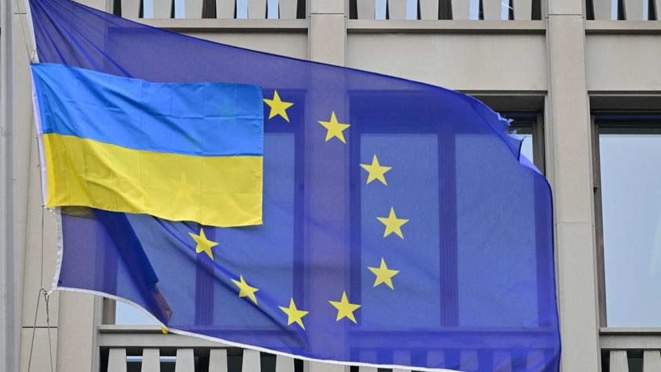 DIRECT - Guerre en Ukraine : l'UE décide un embargo sur le charbon russe