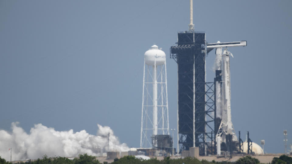 Espace : la Nasa rate le premier test de lancement de sa méga fusée pour la Lune