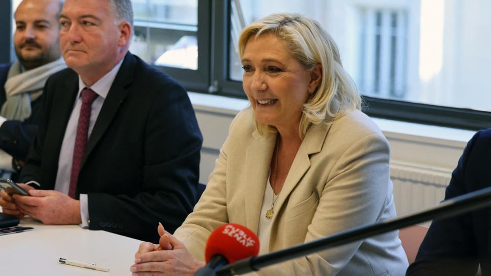 DIRECT - Présidentielle 2022 : «je ne vais pas sortir de l'UE, ce n'est pas mon objectif», assure Marine Le Pen
