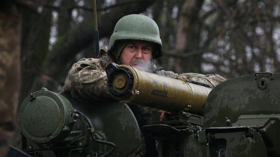 DIRECT - Guerre en Ukraine : l'offensive russe dans l'Est de l'Ukraine a débuté, annonce Kiev