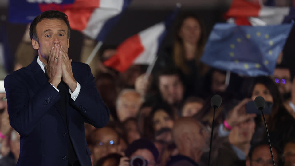 Présidentielle 2022 : voici à quoi pourrait ressembler la cérémonie d'investiture d'Emmanuel Macron