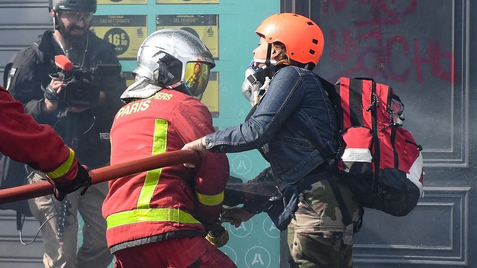 1er-Mai à Paris : un pompier agressé en marge de la manifestation