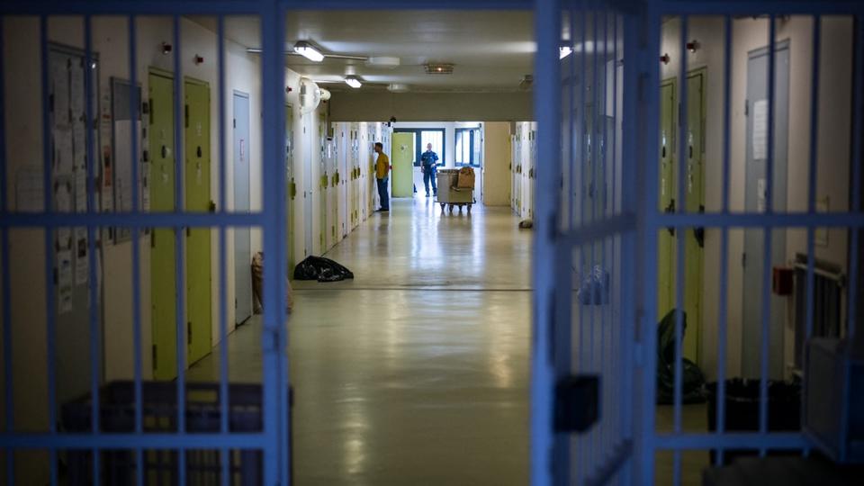 Prisons : le nombre de détenus en France se stabilise au 1er mai, après trois mois de hausse