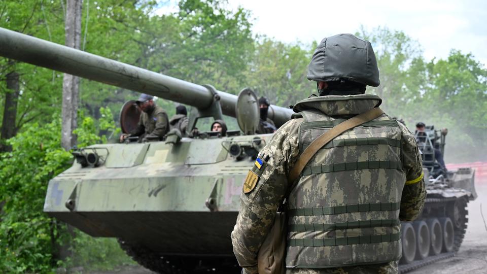 Un commandant russe s'est tiré une balle dans la jambe pour fuir l'Ukraine