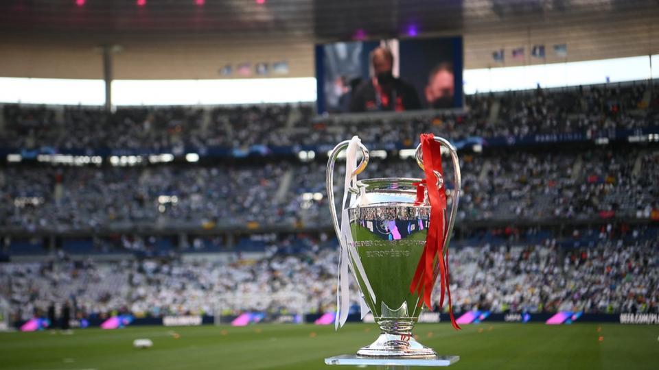 Football : Canal+ remporte «l'intégralité» des droits de diffusion des coupes d'Europe jusqu'en 2027