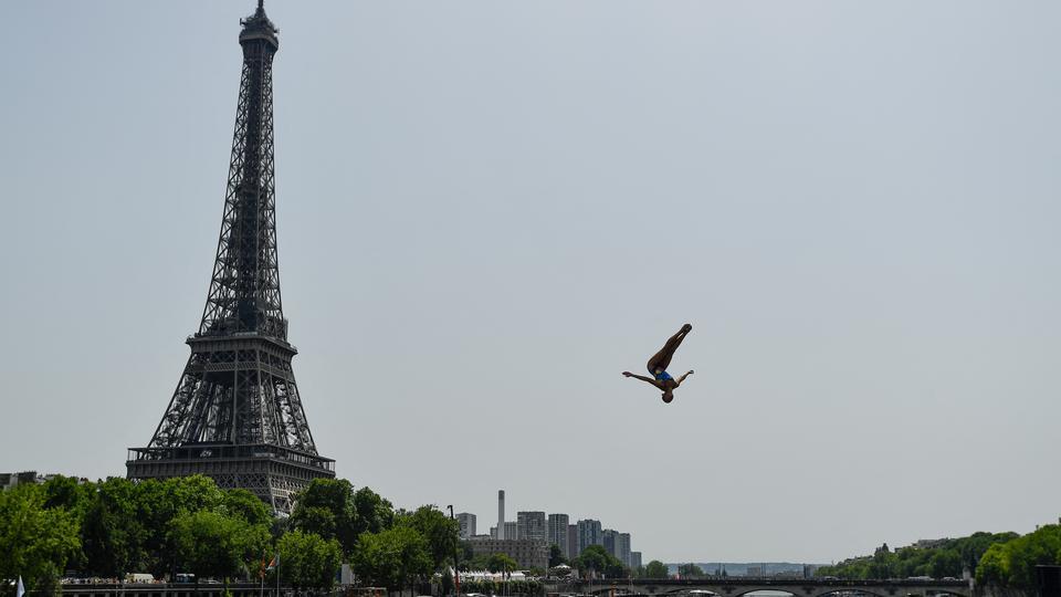 La Tour Eiffel est-elle «mal en point» ?