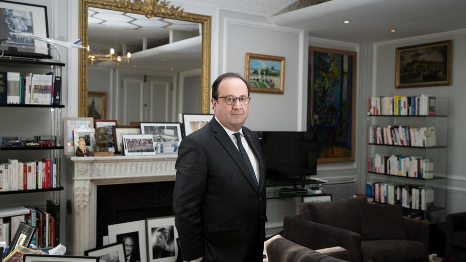 François Hollande va publier un livre sur la guerre en Ukraine