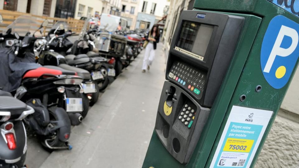 Stationnement payant des deux-roues motorisés à Paris : les motards en colère se rassemblent aujourd'hui devant la mairie