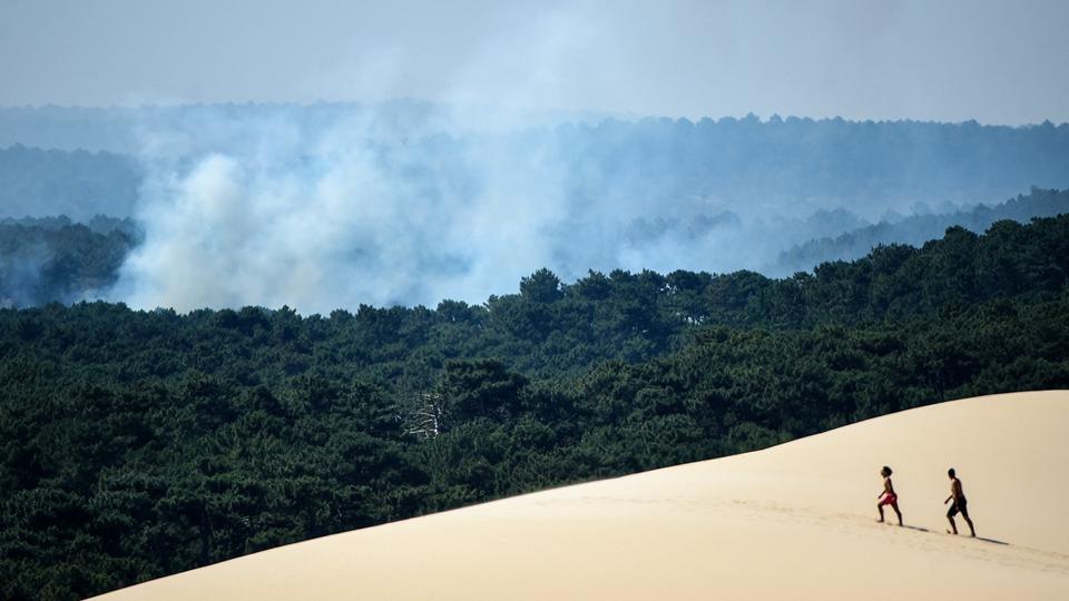 Incendies en Gironde : la dune du Pilat rouvre partiellement au public aujourd'hui