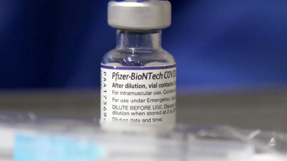 Covid-19 : un vaccin Pfizer ciblant des sous-variants d'Omicron bientôt approuvé ?