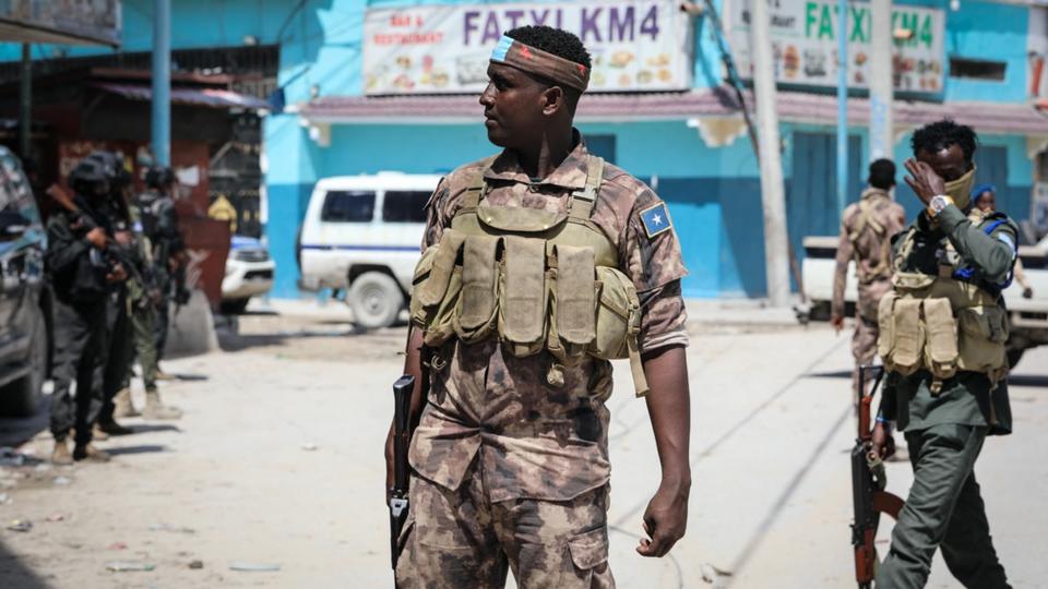 Somalie : une attaque islamiste en cours dans un hôtel, déjà trois morts