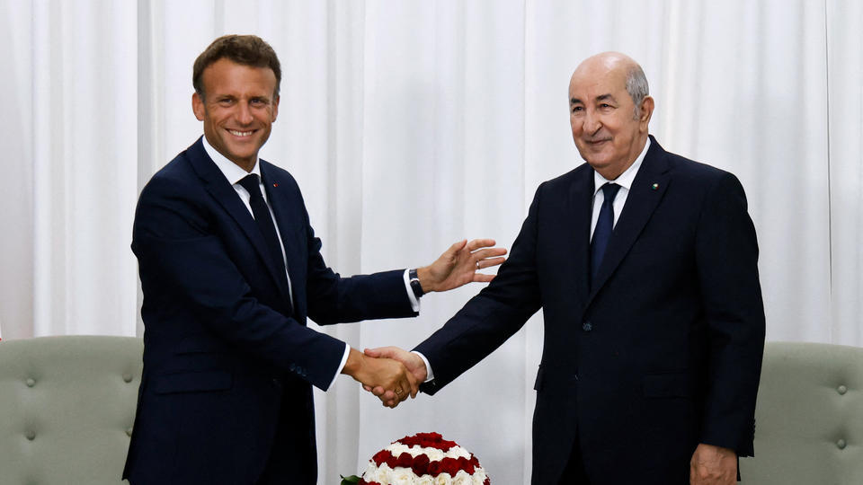 Emmanuel Macron en Algérie : ce qu'il faut retenir de la déclaration conjointe du chef de l'État