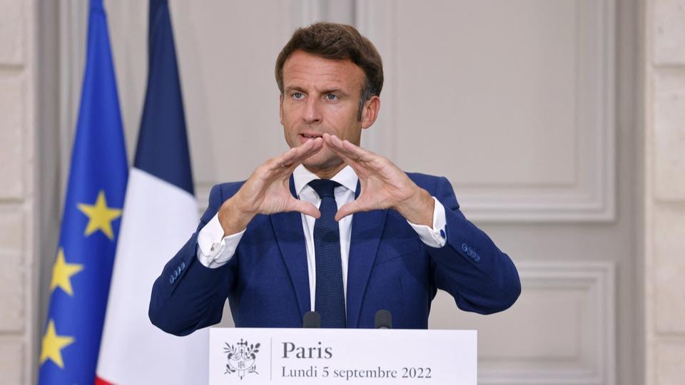 Crise de l'énergie : «j'appelle à un plan de mobilisation active pour économiser 10% de notre consommation», déclare Emmanuel Macron